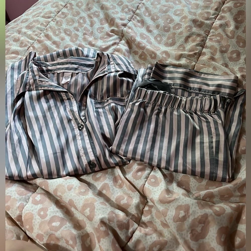 VS silk pajama